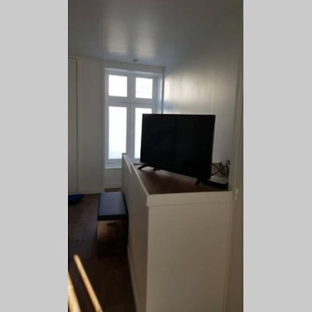 Bel Appartement Refait A Neuf. 2Ch. Vitre Centre Exterior foto